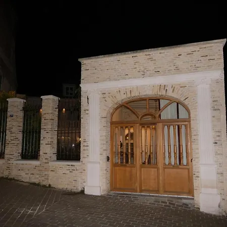 Clos Du Bailli Saint-Omer (Pas-de-Calais)