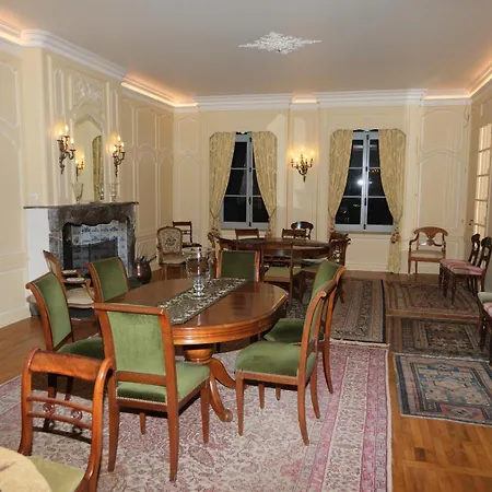 Couette-café Clos Du Bailli 3*