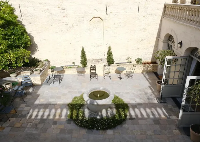 Clos Du Bailli 3* Saint-Omer (Pas-de-Calais)